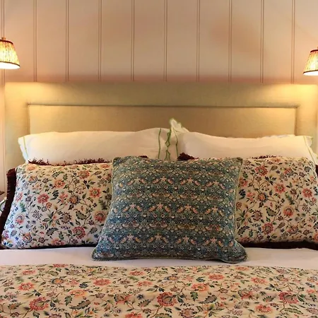 וילה 100 Year Old Family Oldcastle