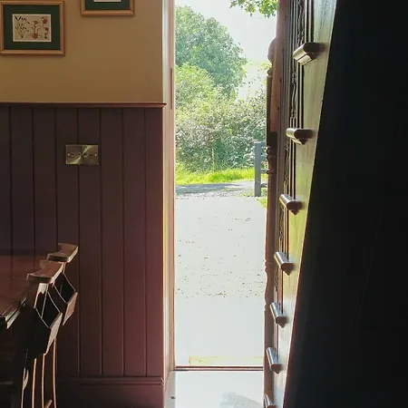 וילה 100 Year Old Family Oldcastle